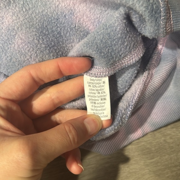 Victoria's Secret Crewneck - Picture 4 of 7